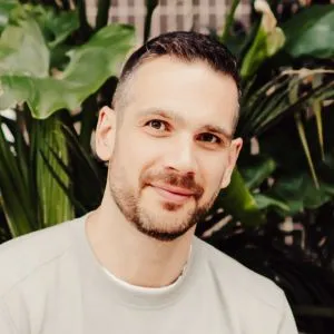 Simon Sharp